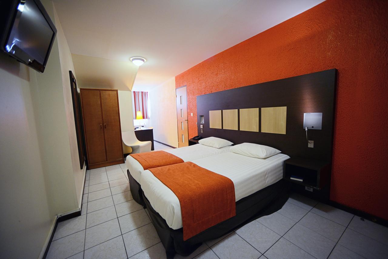 Central Hotel Cayenne Ngoại thất bức ảnh